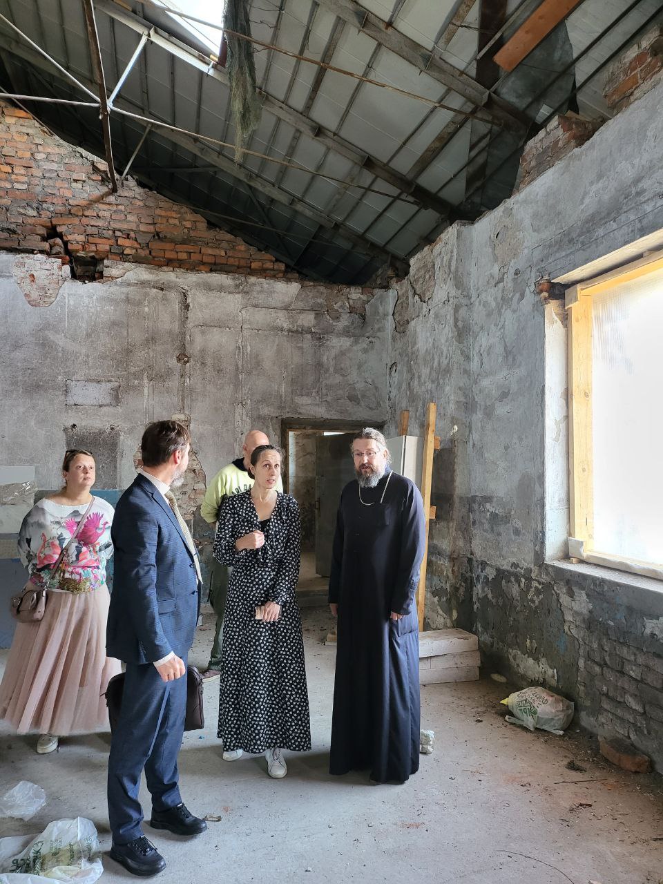 епископ Кронштадтский Вениамин посетил находящиеся на реставрации здания Лавры