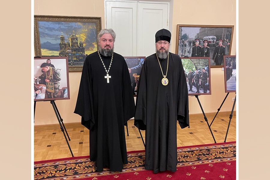 Епископ Кронштадтский Вениамин и иеромонах Марк (Святогоров)